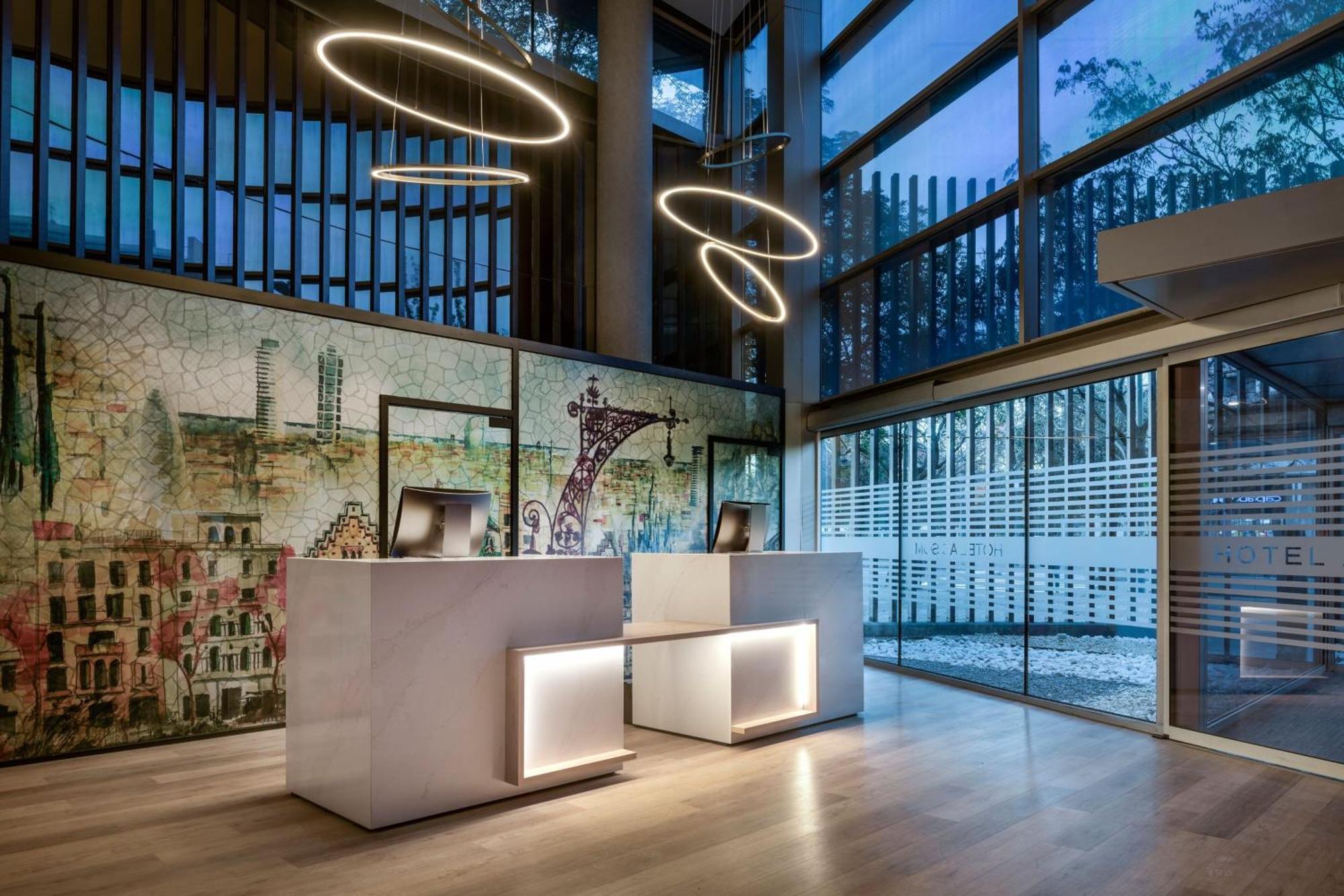Ac Hotel Som By Marriott L'Hospitalet de Llobregat Kültér fotó