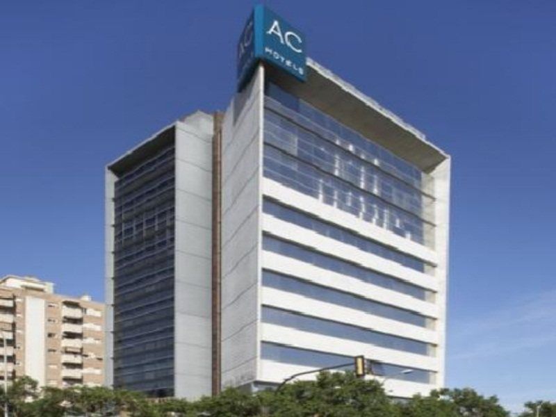 Ac Hotel Som By Marriott L'Hospitalet de Llobregat Kültér fotó